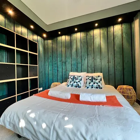 Villa La Bali: Beachfront Oasis With Cascading Pool