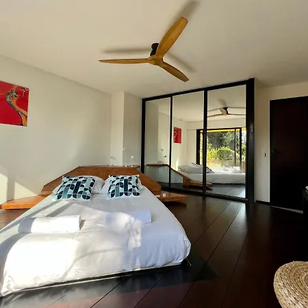 Villa La Bali: Beachfront Oasis With Cascading Pool *